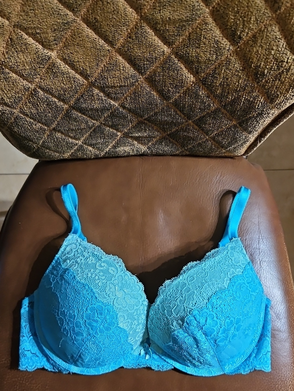 Victoria's Secret Dream Angels Plunge Push Up Underwire Blue Floral Lace Bra